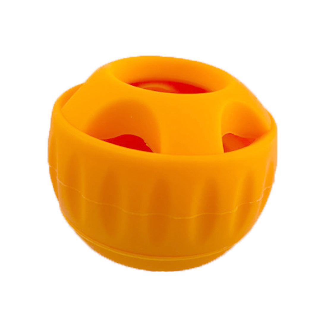 Pet feeder